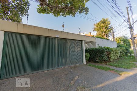 Casa à venda com 480m², 6 quartos e 4 vagas Casa à venda com 480m², 6 quartos e 4 vagasFachada do Prédio