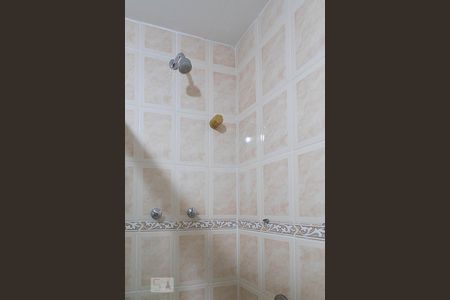 Apartamento à venda com 200m², 2 quartos e 3 vagasBanheiro da suíte 2