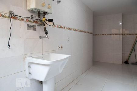 Apartamento à venda com 200m², 2 quartos e 3 vagasÁrea de serviço