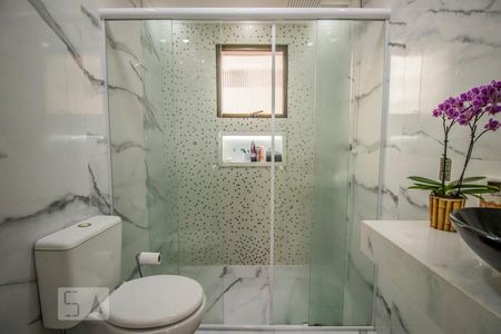 Apartamento à venda com 128m², 3 quartos e 2 vagasBanheiro da Suíte