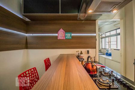 Apartamento à venda com 128m², 3 quartos e 2 vagasCozinha