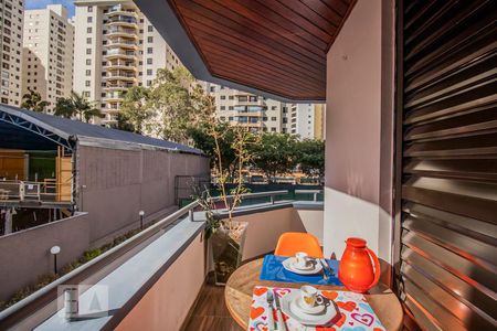 Apartamento à venda com 128m², 3 quartos e 2 vagasVaranda da Suíte