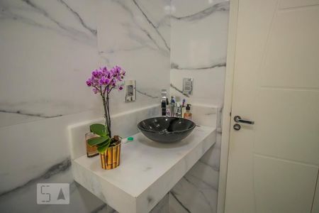Apartamento à venda com 128m², 3 quartos e 2 vagasBanheiro da Suíte