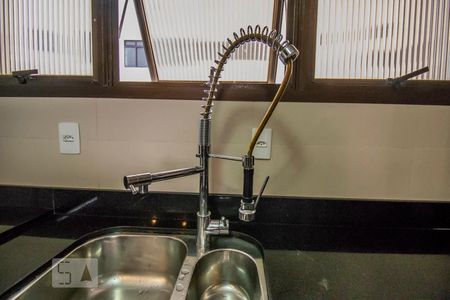 Apartamento à venda com 128m², 3 quartos e 2 vagasCozinha