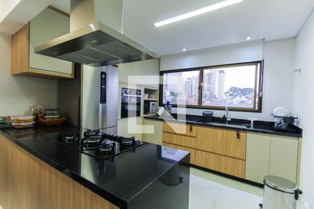 Apartamento à venda com 200m², 3 quartos e 2 vagasCozinha