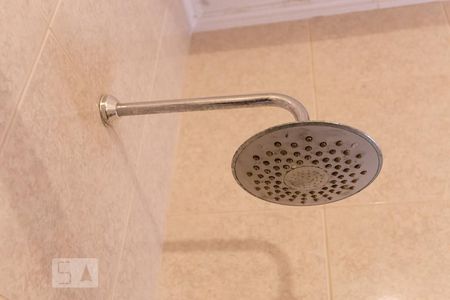 Casa à venda com 230m², 4 quartos e 2 vagasDetalhe