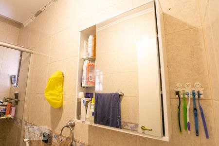 Casa à venda com 230m², 4 quartos e 2 vagasDetalhe