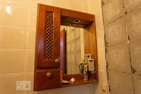 Casa à venda com 230m², 4 quartos e 2 vagasDetalhe