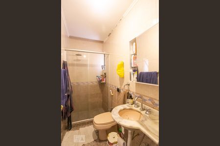 Casa à venda com 230m², 4 quartos e 2 vagasBanheiro