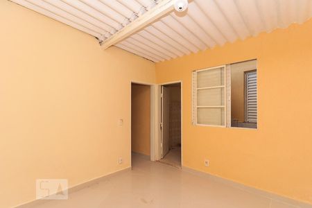 Quarto  de casa para alugar com 1 quarto, 13m² em Novo Osasco, Osasco