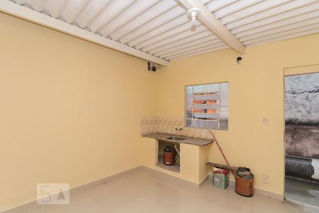 Cozinha de casa para alugar com 1 quarto, 13m² em Novo Osasco, Osasco
