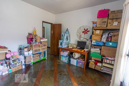 Casa à venda com 189m², 3 quartos e 3 vagas Casa à venda com 189m², 3 quartos e 3 vagasQuarto 2