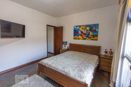 Casa à venda com 189m², 3 quartos e 3 vagas Casa à venda com 189m², 3 quartos e 3 vagasSuíte