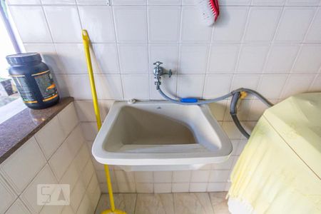 Casa à venda com 189m², 3 quartos e 3 vagas Casa à venda com 189m², 3 quartos e 3 vagasÁrea de Serviço