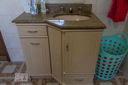 Casa à venda com 189m², 3 quartos e 3 vagas Casa à venda com 189m², 3 quartos e 3 vagasBanheiro da Suíte