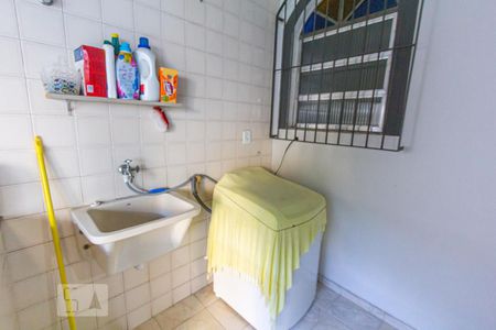 Casa à venda com 189m², 3 quartos e 3 vagas Casa à venda com 189m², 3 quartos e 3 vagasÁrea de Serviço