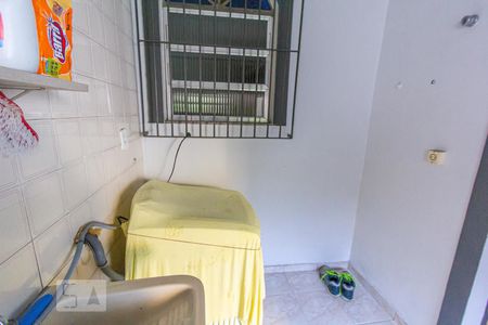 Casa à venda com 189m², 3 quartos e 3 vagas Casa à venda com 189m², 3 quartos e 3 vagasÁrea de Serviço