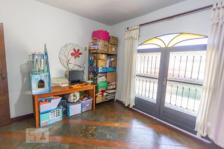 Casa à venda com 189m², 3 quartos e 3 vagas Casa à venda com 189m², 3 quartos e 3 vagasQuarto 2