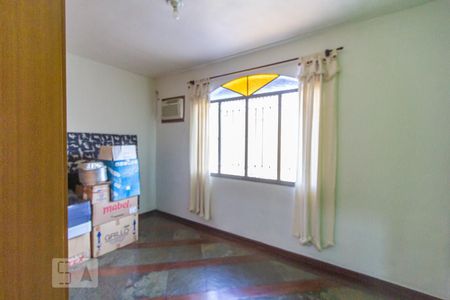 Casa à venda com 189m², 3 quartos e 3 vagas Casa à venda com 189m², 3 quartos e 3 vagasQuarto 1