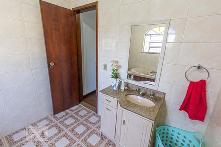 Casa à venda com 189m², 3 quartos e 3 vagas Casa à venda com 189m², 3 quartos e 3 vagasBanheiro da Suíte
