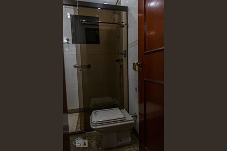 Apartamento à venda com 115m², 3 quartos e 2 vagas Apartamento à venda com 115m², 3 quartos e 2 vagasBanheiro