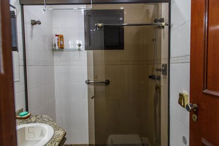 Apartamento à venda com 115m², 3 quartos e 2 vagas Apartamento à venda com 115m², 3 quartos e 2 vagasBanheiro
