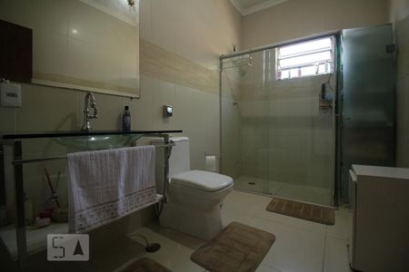 Casa à venda com 300m², 4 quartos e 6 vagasBanheiro