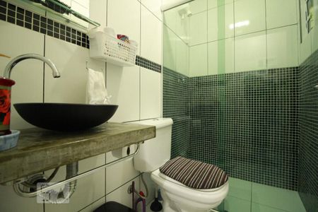 Casa à venda com 300m², 4 quartos e 6 vagasBanheiro