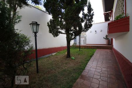 Casa à venda com 300m², 4 quartos e 6 vagasÁrea Externa