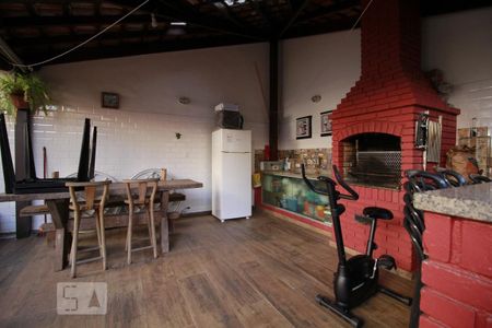 Casa à venda com 300m², 4 quartos e 6 vagasÁrea Externa