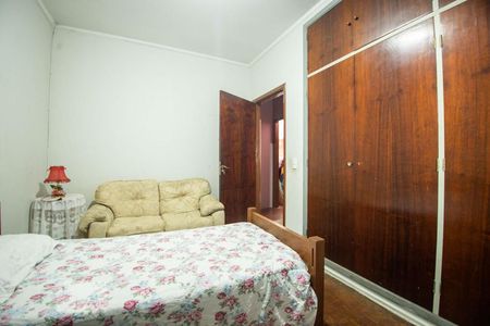 Casa à venda com 230m², 3 quartos e 2 vagasquarto 2