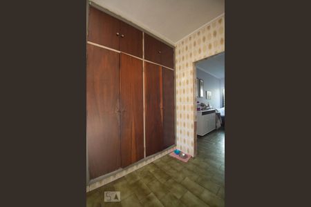 Casa à venda com 230m², 3 quartos e 2 vagascozinha