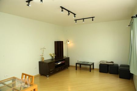 Casa para alugar com 252m², 4 quartos e 1 vagaSala 2