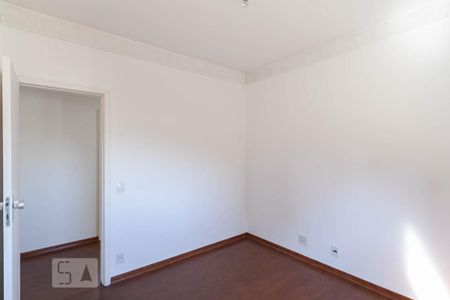 Apartamento à venda com 315m², 4 quartos e 2 vagasQuarto 1