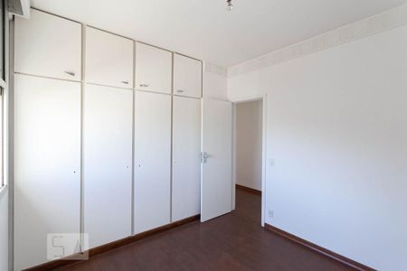 Apartamento à venda com 315m², 4 quartos e 2 vagasQuarto 1
