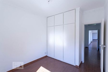 Apartamento à venda com 315m², 4 quartos e 2 vagasSuíte 1
