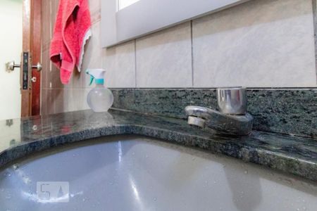 Casa à venda com 180m², 3 quartos e 12 vagasBanheiro