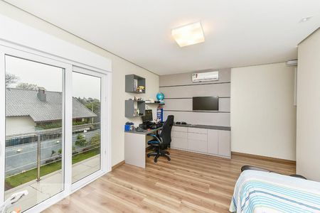 Casa à venda com 346m², 3 quartos e 2 vagas Casa à venda com 346m², 3 quartos e 2 vagasSuíte 1