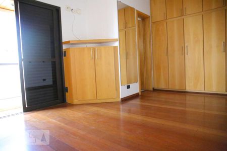 Apartamento para alugar com 152m², 3 quartos e 3 vagasQuarto 3 - Suíte