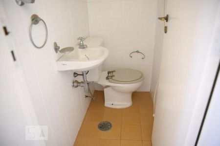 Apartamento para alugar com 152m², 3 quartos e 3 vagasBanheiro Lavanderia