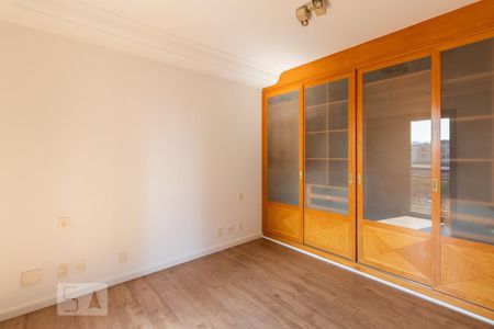 Apartamento à venda com 211m², 3 quartos e 4 vagas Apartamento à venda com 211m², 3 quartos e 4 vagasSuite 1