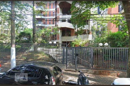 Apartamento à venda com 211m², 3 quartos e 4 vagas Apartamento à venda com 211m², 3 quartos e 4 vagasFachada