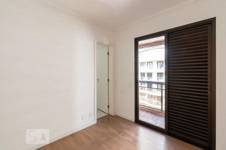 Apartamento à venda com 211m², 3 quartos e 4 vagas Apartamento à venda com 211m², 3 quartos e 4 vagasSuite 2