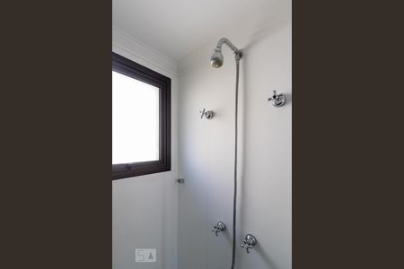 Apartamento à venda com 211m², 3 quartos e 4 vagas Apartamento à venda com 211m², 3 quartos e 4 vagasBanheiro Suite 3