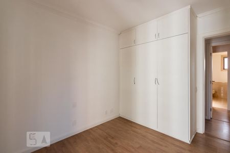 Apartamento à venda com 211m², 3 quartos e 4 vagas Apartamento à venda com 211m², 3 quartos e 4 vagasSuite 2