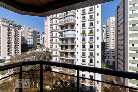 Apartamento à venda com 211m², 3 quartos e 4 vagas Apartamento à venda com 211m², 3 quartos e 4 vagasVaranda Suite 2