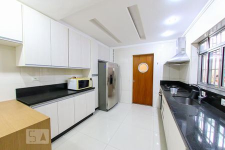 Casa à venda com 207m², 3 quartos e 4 vagas Casa à venda com 207m², 3 quartos e 4 vagasCozinha