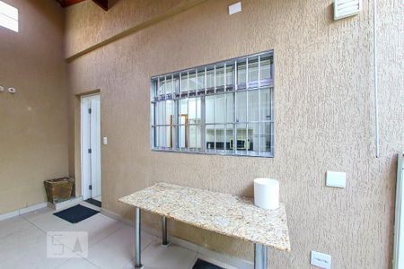 Casa à venda com 207m², 3 quartos e 4 vagas Casa à venda com 207m², 3 quartos e 4 vagasArea de Serviço