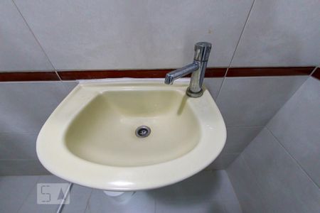 Casa à venda com 207m², 3 quartos e 4 vagas Casa à venda com 207m², 3 quartos e 4 vagasBanheiro de Serviço