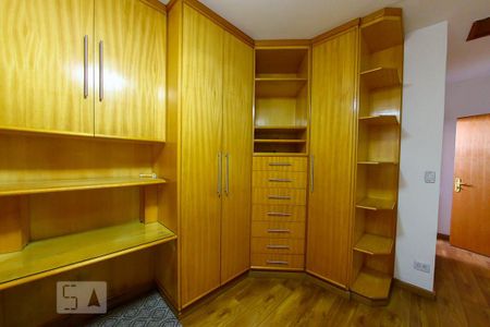 Casa à venda com 207m², 3 quartos e 4 vagas Casa à venda com 207m², 3 quartos e 4 vagasSuite 3